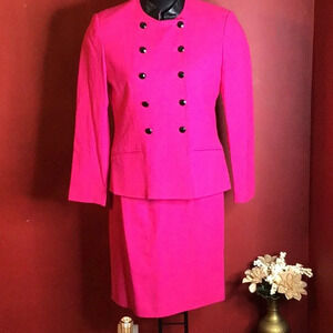 DAVID BIJOUX WOOL SUIT SIZE 6